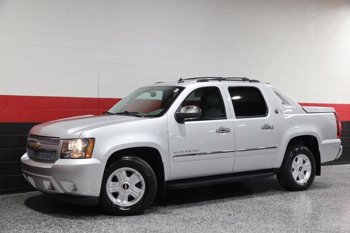 2013 Chevrolet Avalanche LTZ 4WD Black Diamond Edition 4dr Pick Up Truck Chicago IL