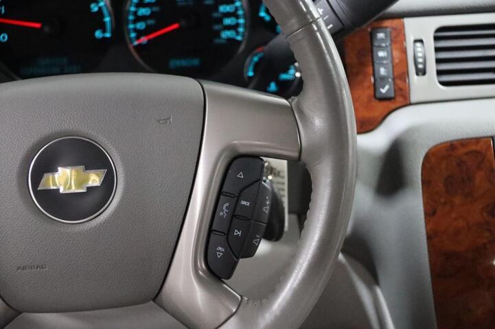 2013 Chevrolet Avalanche LTZ 4WD Black Diamond Edition 4dr Pick Up Truck Chicago IL