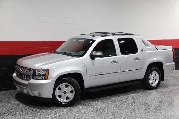 2013 Chevrolet Avalanche LTZ 4WD Black Diamond Edition 4dr Pick Up Truck Chicago IL