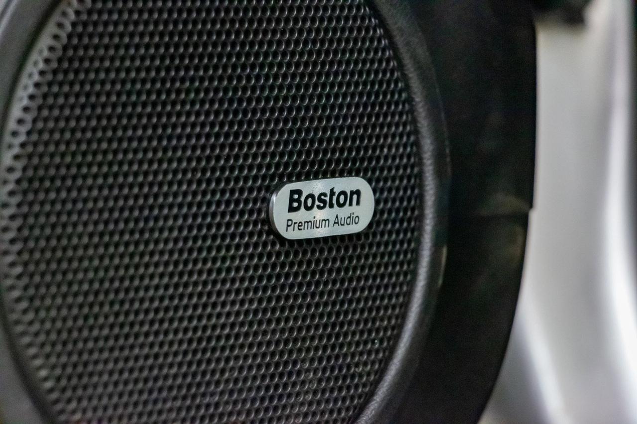 2013 Chevrolet Camaro SS Leather Roof BCam Red Deer AB