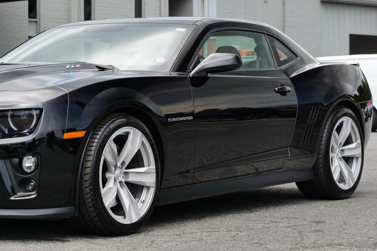 2013 Chevrolet Camaro ZL1 / Automatic / 6.2L Supercharged V8 / LOW MILES! Lincolnton NC