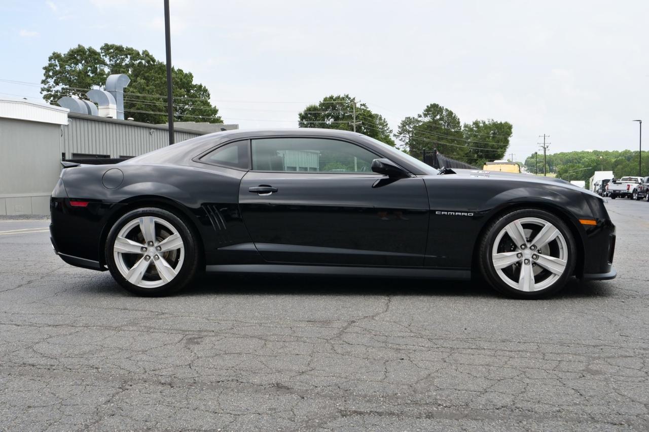 2013 Chevrolet Camaro ZL1 / Automatic / 6.2L Supercharged V8 / LOW MILES! Lincolnton NC