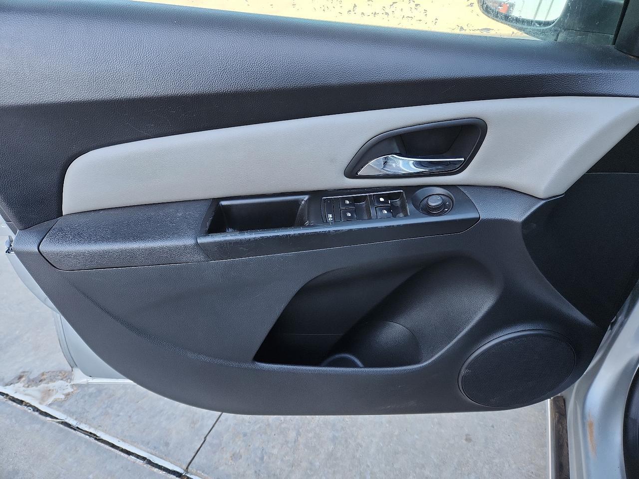 2013 Chevrolet Cruze LS Lubbock TX