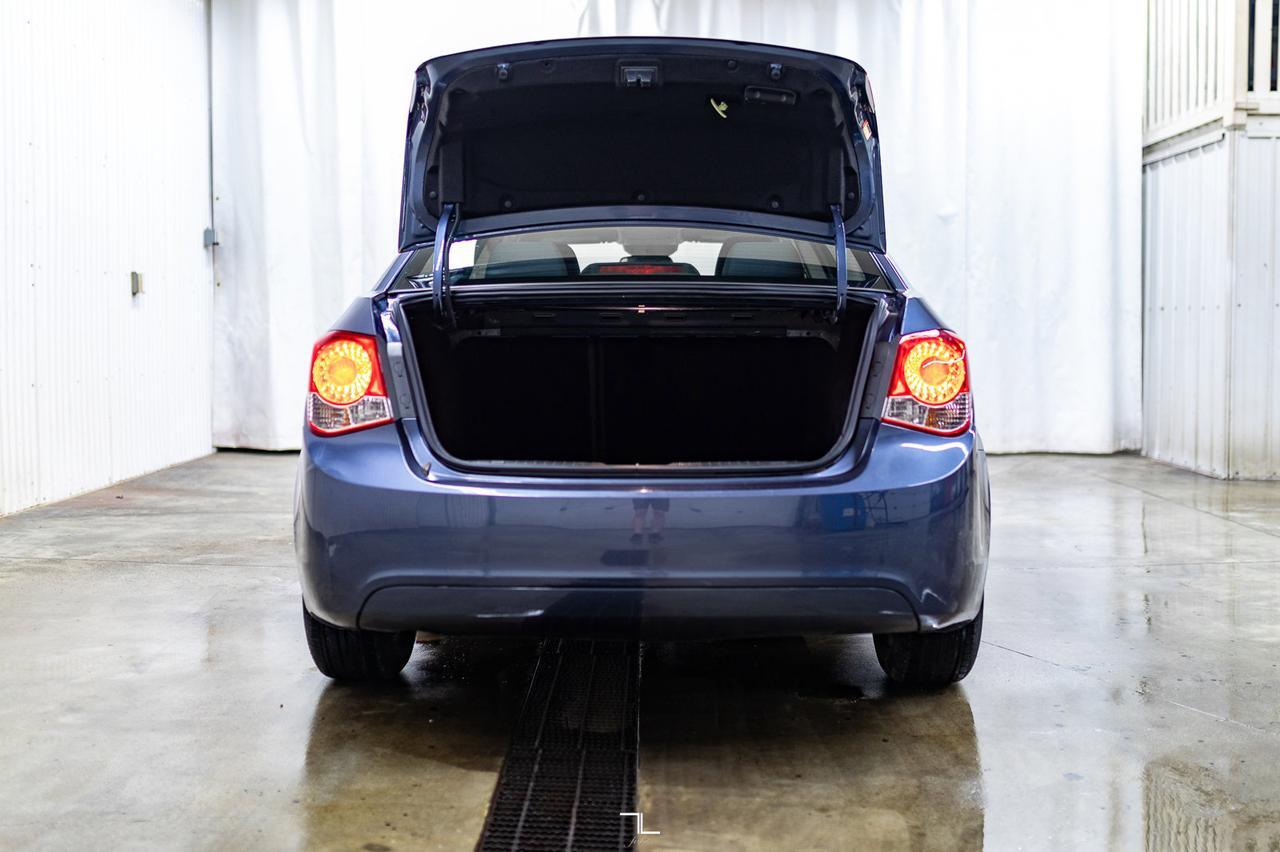 2013 Chevrolet Cruze LS Red Deer AB