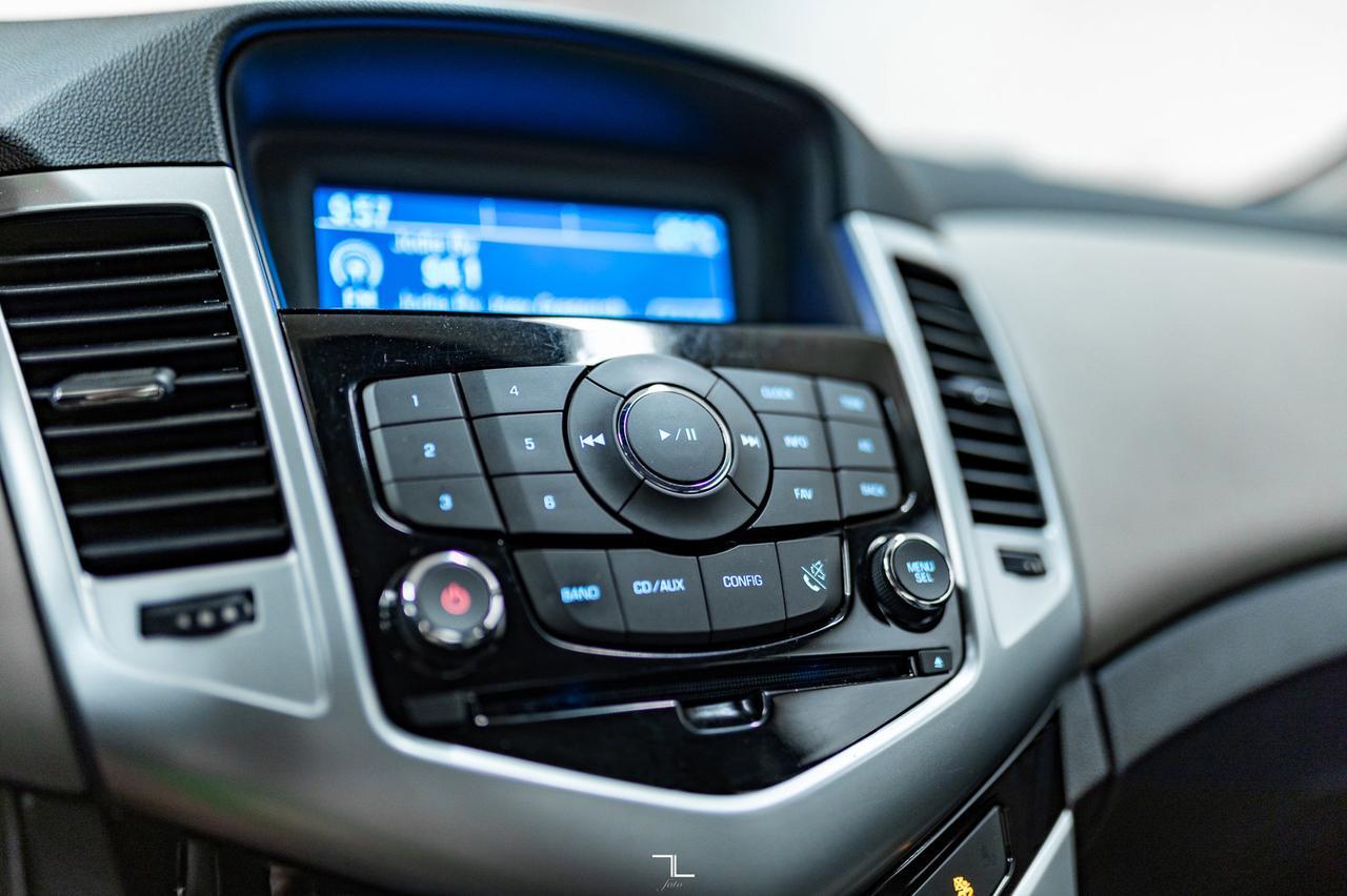 2013 Chevrolet Cruze LS Red Deer AB