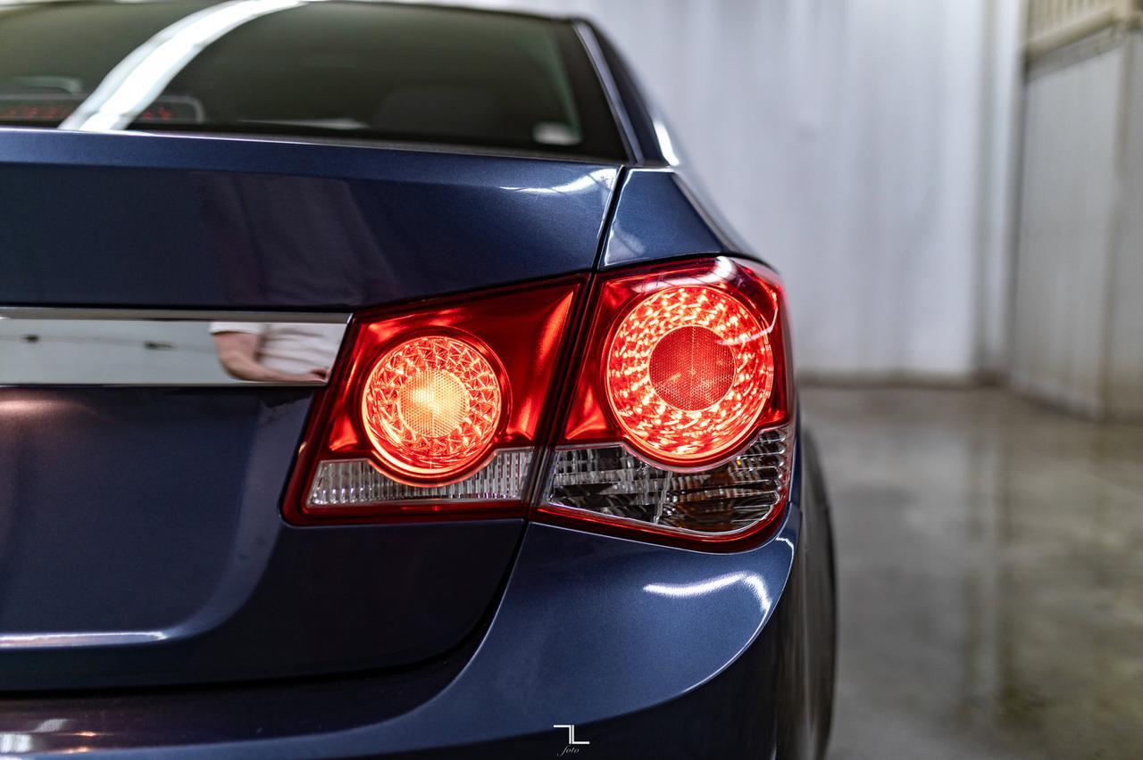 2013 Chevrolet Cruze LS Red Deer AB