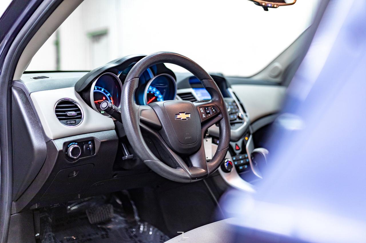 2013 Chevrolet Cruze LS Red Deer AB