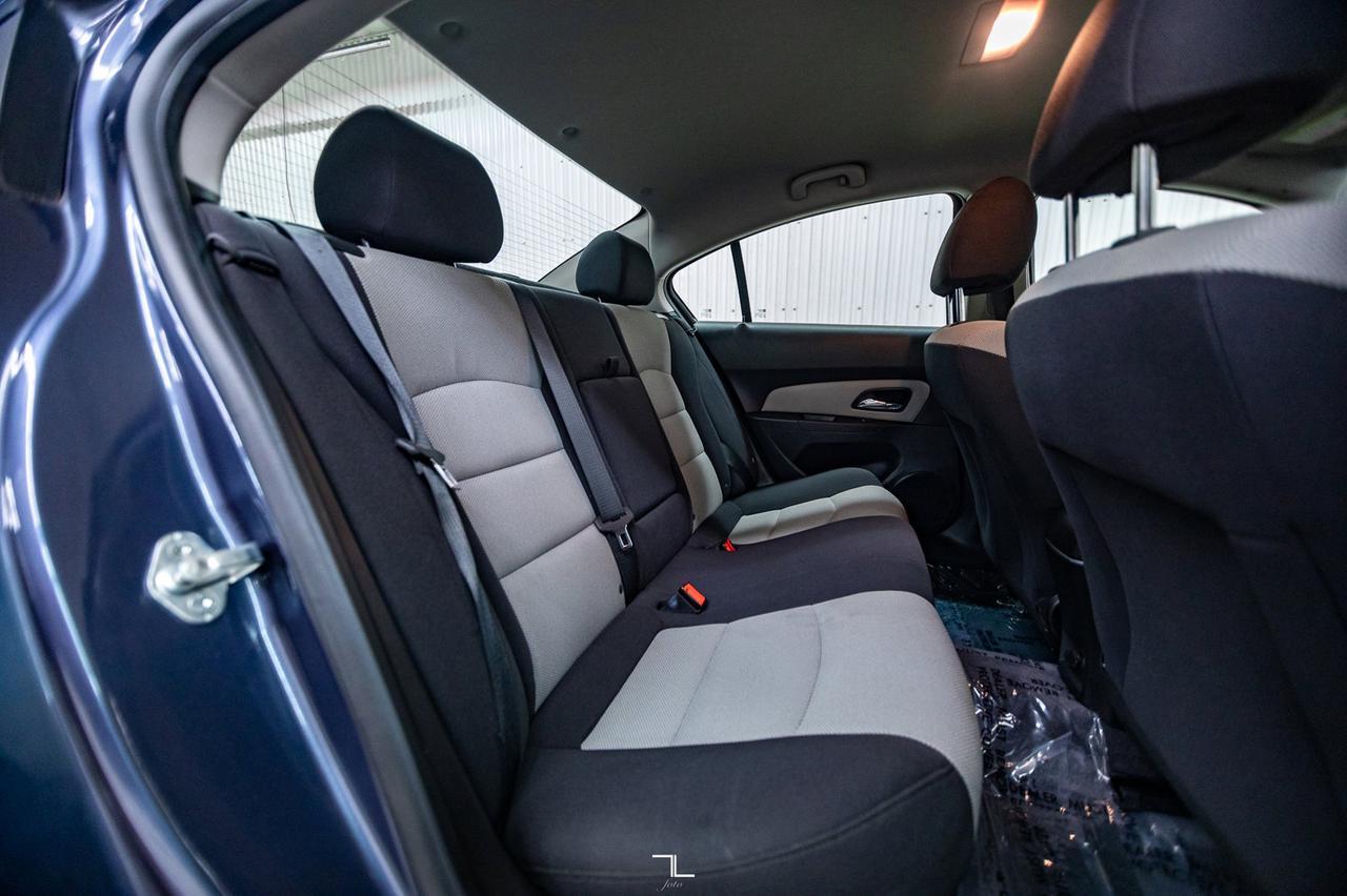 2013 Chevrolet Cruze LS Red Deer AB