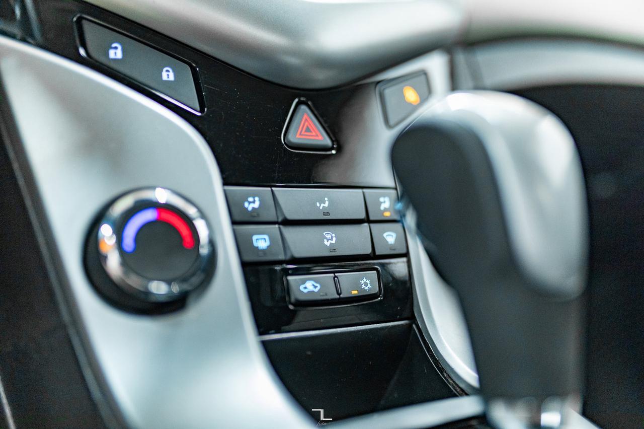 2013 Chevrolet Cruze LS Red Deer AB