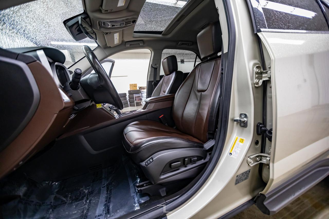 2013 Chevrolet Equinox AWD LTZ Leather Roof BCam Red Deer AB