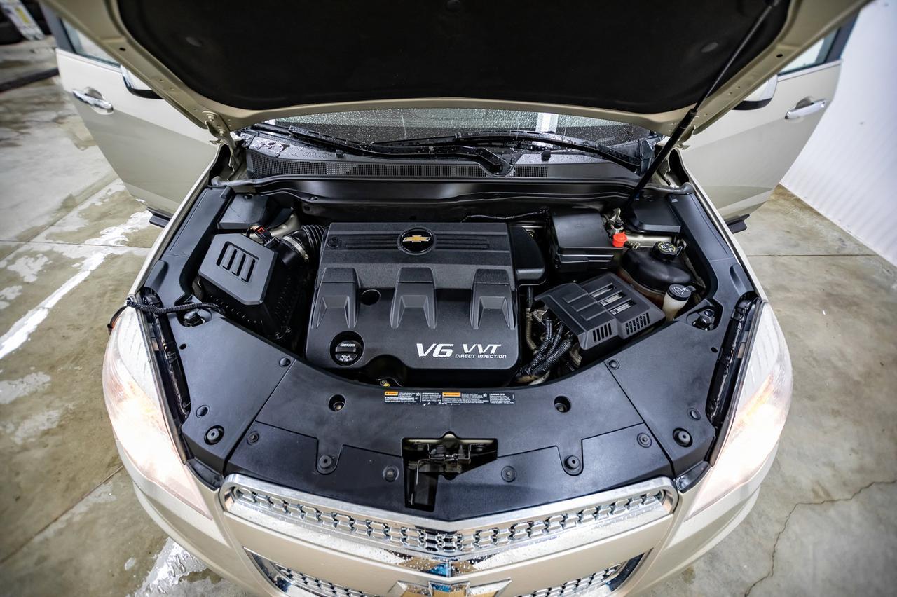 2013 Chevrolet Equinox AWD LTZ Leather Roof BCam Red Deer AB