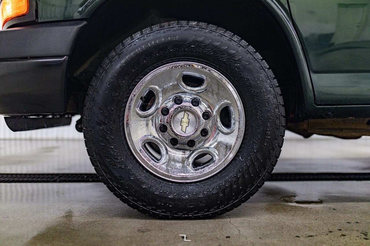 2013 Chevrolet Express 2500 Cargo Van Red Deer AB