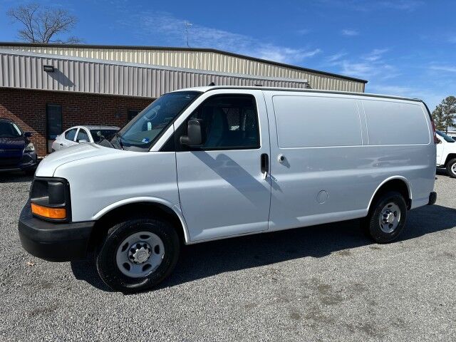 2013 Chevrolet Express 2500 Cargo Van w/ Bin Pkg