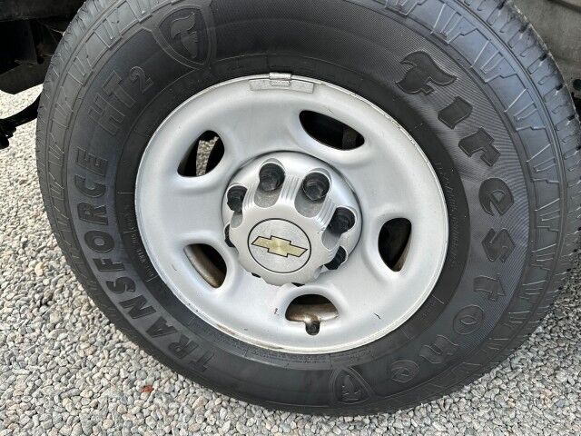 2013 Chevrolet Express 2500 Cargo Van w/ Ladder Rack & Bin Package Ashland VA