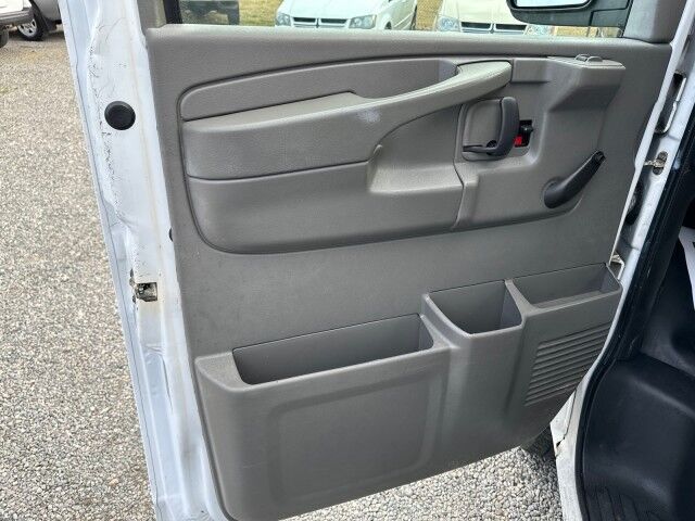 2013 Chevrolet Express 2500 Cargo Van w/ Ladder Rack & Bin Package Ashland VA