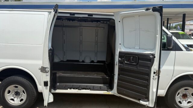 2013 Chevrolet Express 2500 Work Van Houston TX