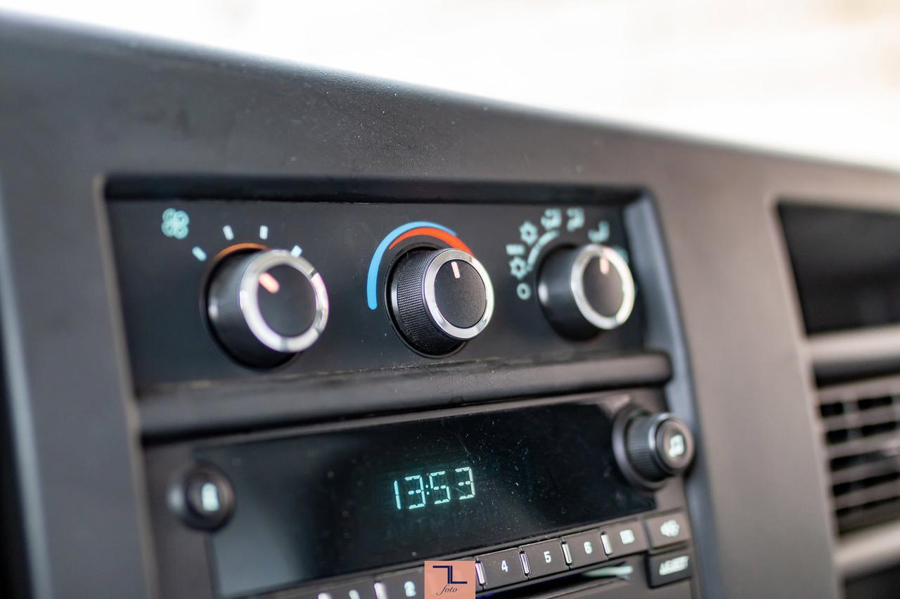 2013 Chevrolet Express 3500 Cube Van Red Deer AB