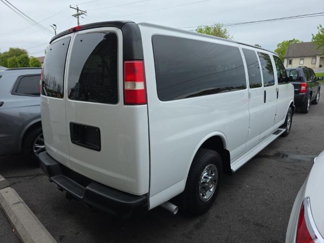 2013 Chevrolet Express 3500 LS