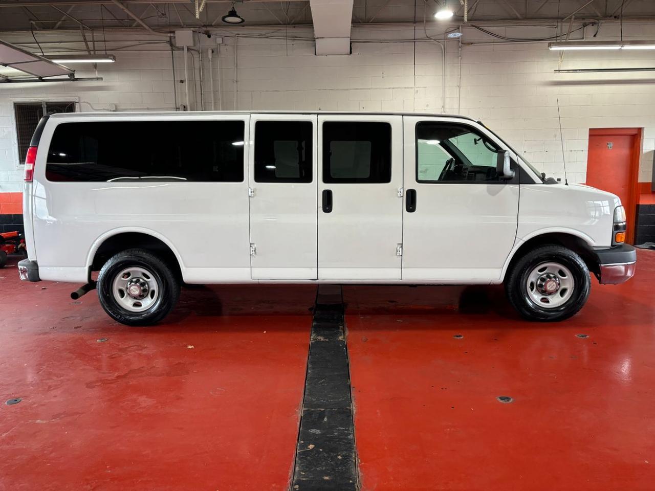 2013 Chevrolet Express 3500 LT