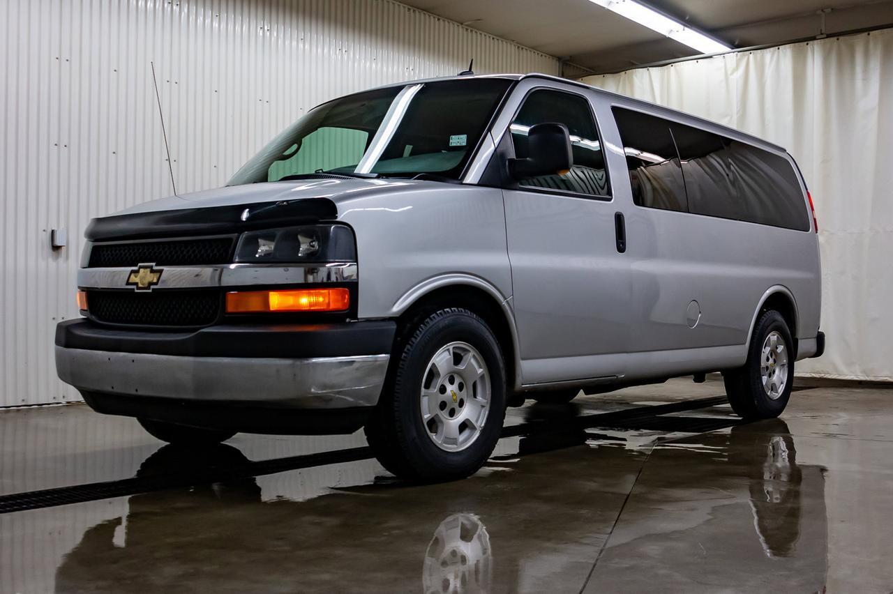 2013 Chevrolet Express AWD G1500 LT 8 Passenger BCam Red Deer AB