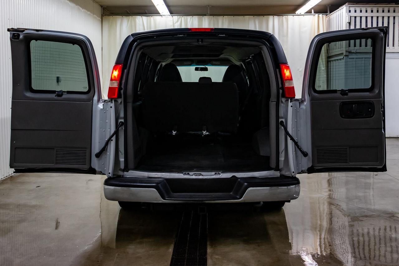 2013 Chevrolet Express AWD G1500 LT 8 Passenger BCam Red Deer AB
