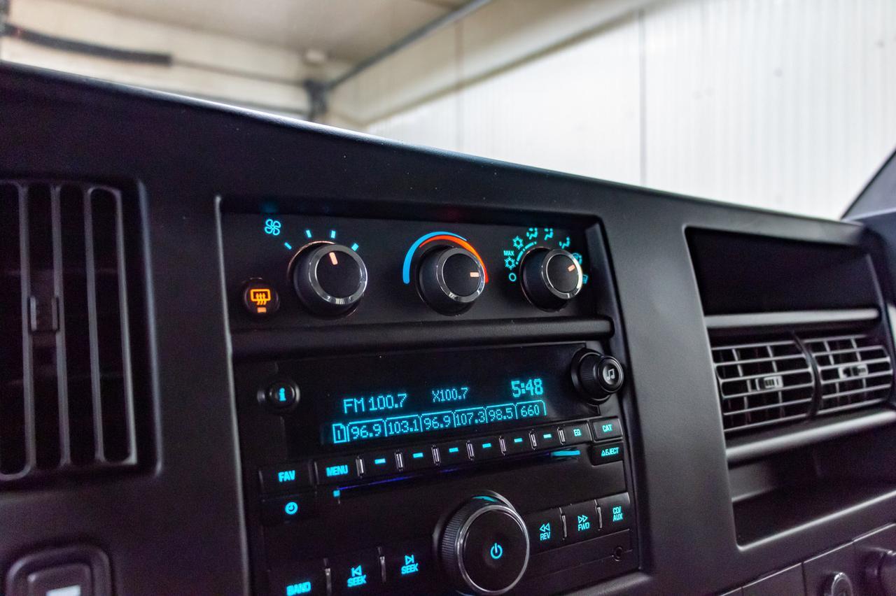 2013 Chevrolet Express AWD G1500 LT 8 Passenger BCam Red Deer AB