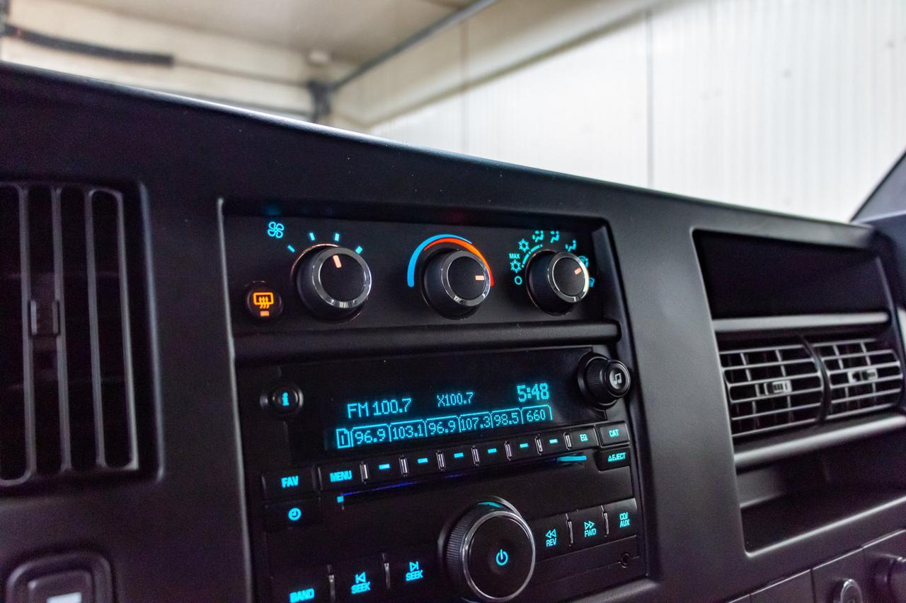 2013 Chevrolet Express AWD G1500 LT 8 Passenger BCam Red Deer AB