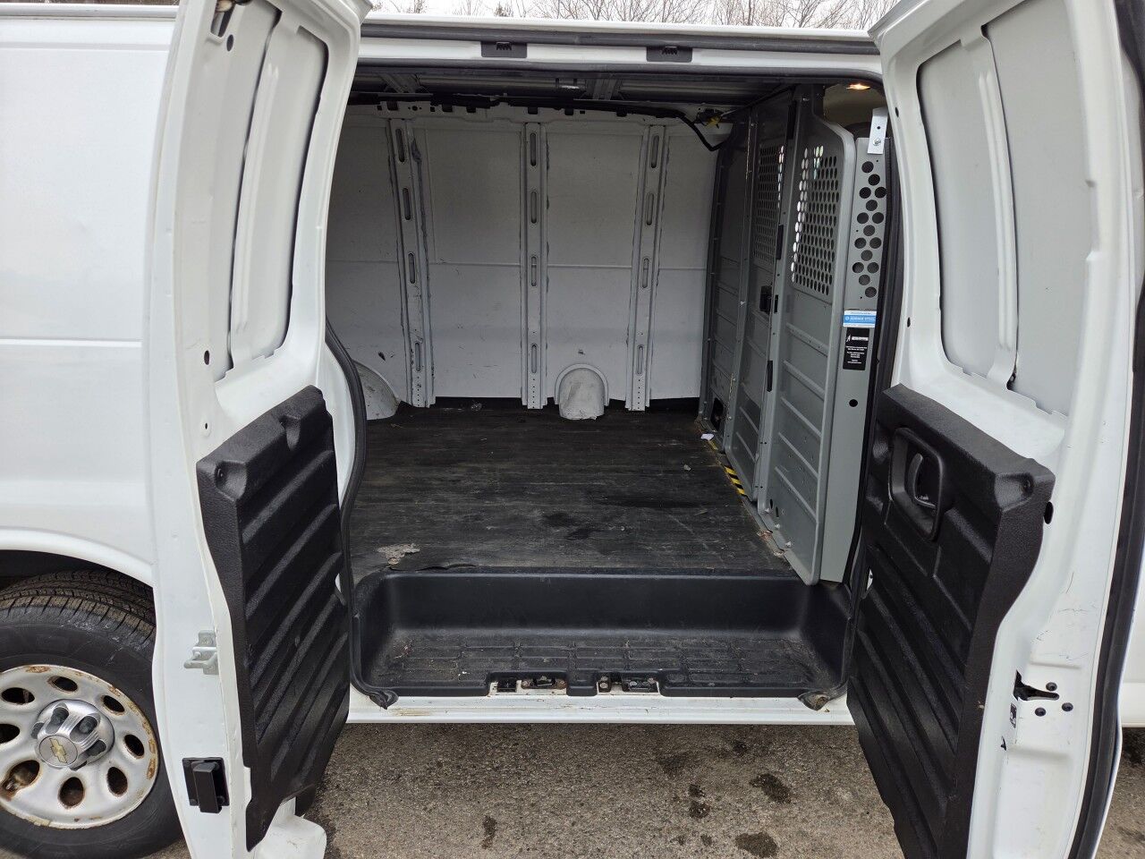 2013 Chevrolet Express Cargo Van Charlton MA