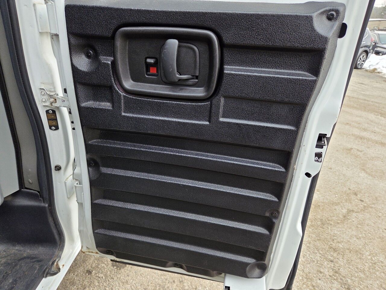 2013 Chevrolet Express Cargo Van Charlton MA