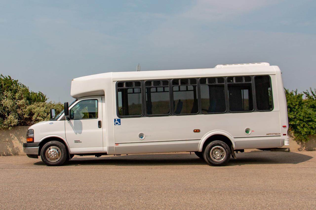 2013 Chevrolet Express Commercial Cutaway 15 PASSENGER Red Deer AB