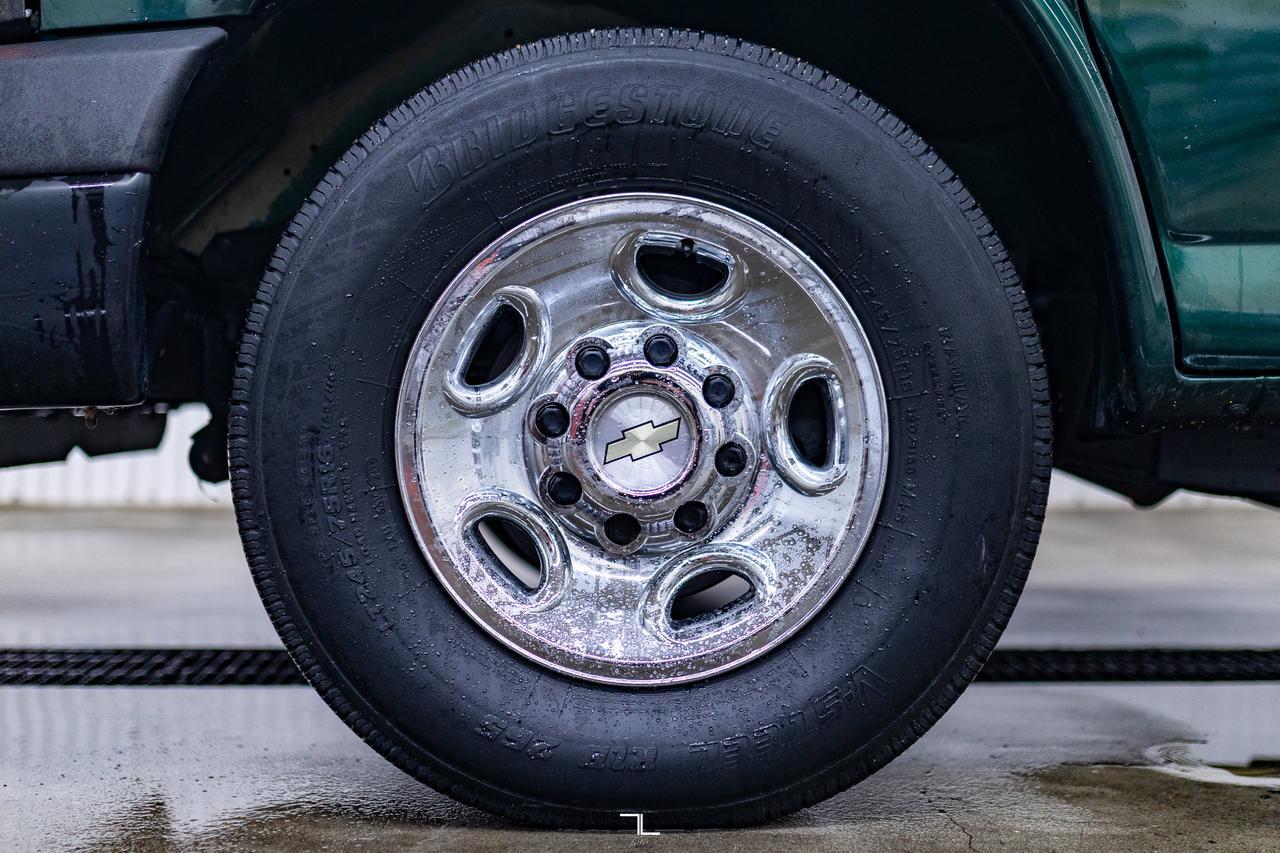 2013 Chevrolet Express G2500 Cargo Van Red Deer AB