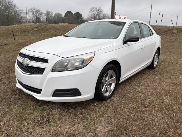 2013 Chevrolet Malibu 1LS's photo
