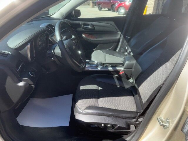 2013 Chevrolet Malibu 1LT photo 8
