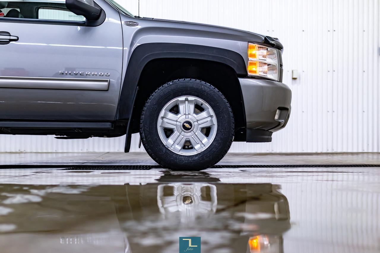 2013 Chevrolet Silverado 1500 4x4 Crew Cab LTZ GFX Leather Nav BCam Red Deer AB