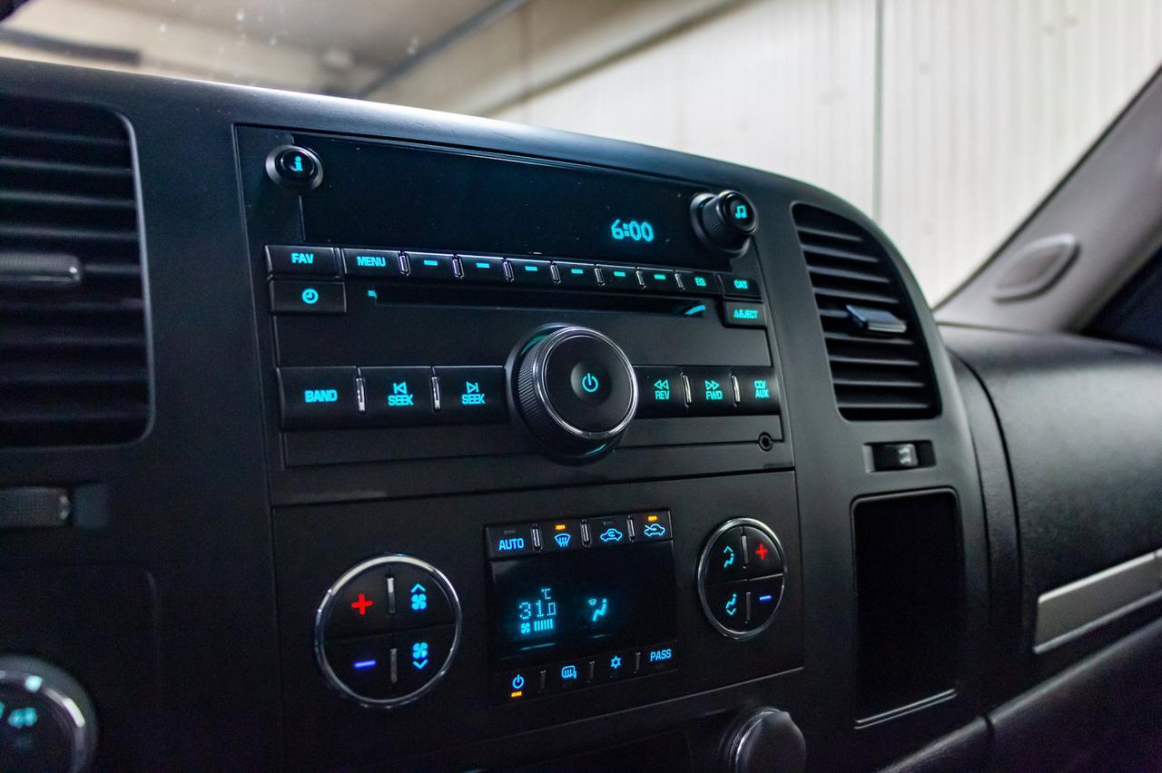 2013 Chevrolet Silverado 1500 4x4 Crew Cab SLE Red Deer AB