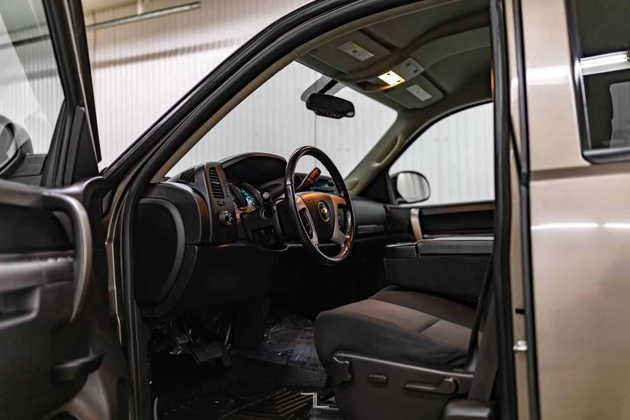 2013 Chevrolet Silverado 1500 4x4 Ext Cab LT Longbox Red Deer AB