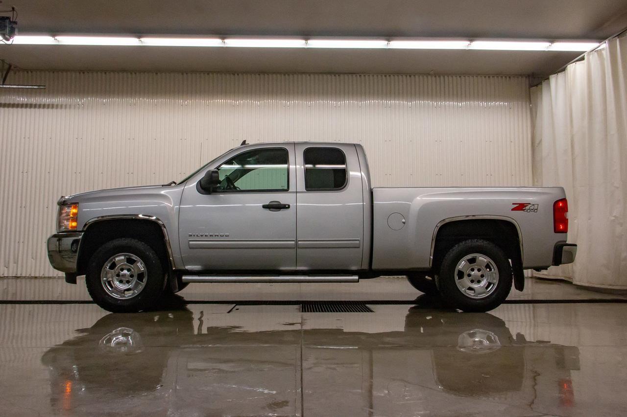 2013 Chevrolet Silverado 1500 4x4 Ext Cab LT Z71 Red Deer AB