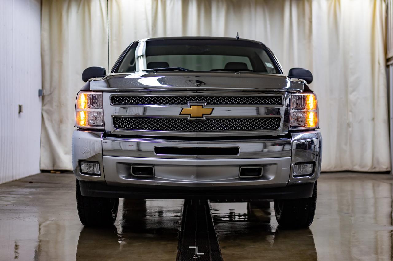 2013 Chevrolet Silverado 1500 4x4 Reg Cab LT Z71 Short Box Red Deer AB