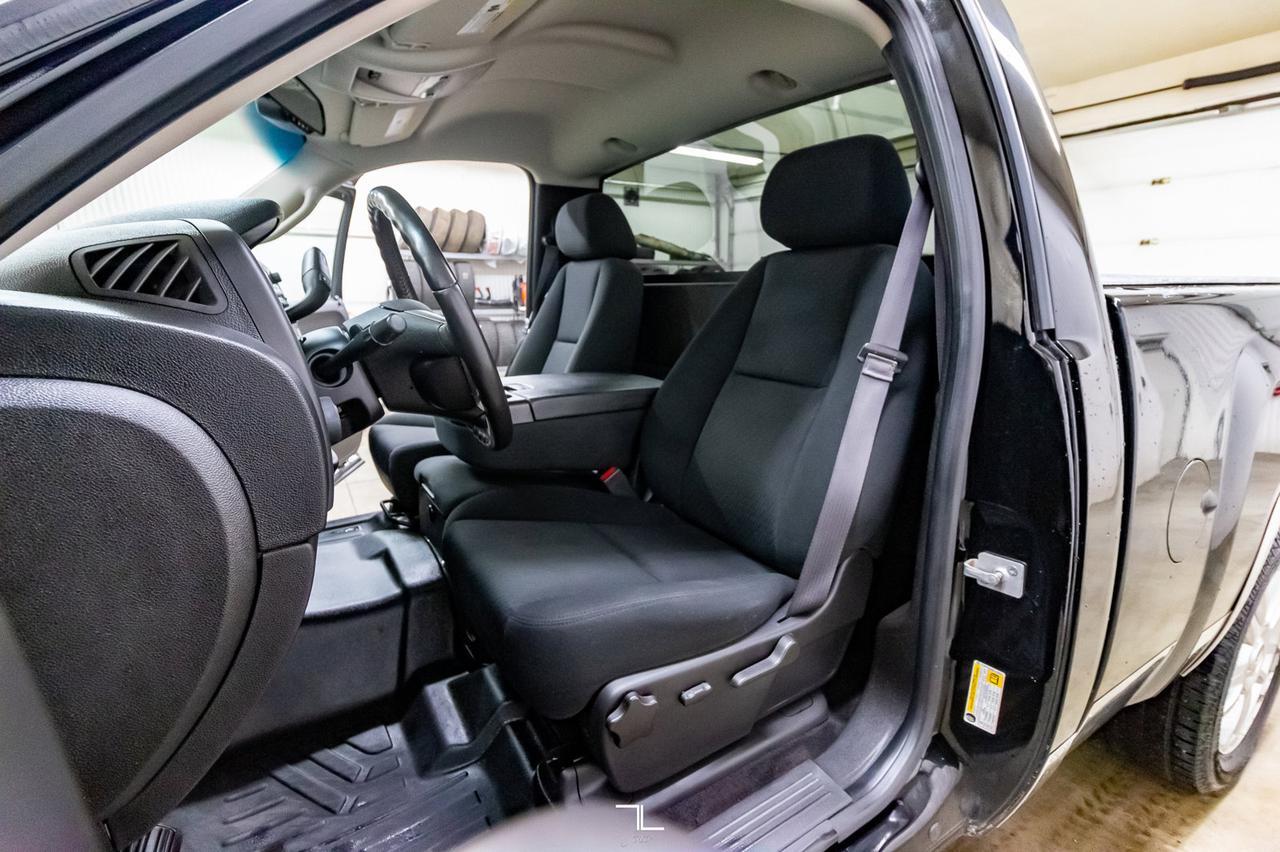 2013 Chevrolet Silverado 1500 4x4 Reg Cab LT Z71 Short Box Red Deer AB