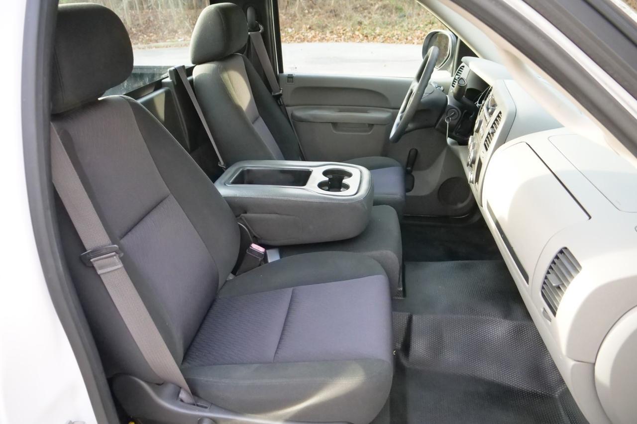 2013 Chevrolet Silverado 1500 Work Truck / 4.8L V8 / Regular Cab! Lincolnton NC