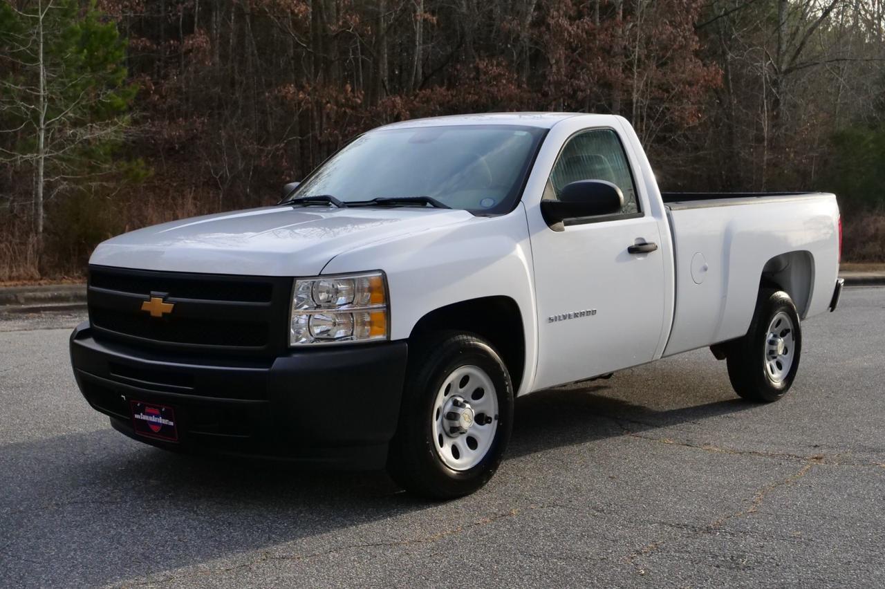 2013 Chevrolet Silverado 1500 Work Truck / 4.8L V8 / Regular Cab! Lincolnton NC