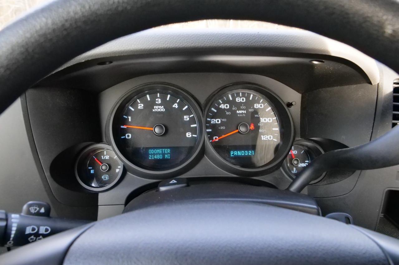 2013 Chevrolet Silverado 1500 Work Truck / 4.8L V8 / Regular Cab! Lincolnton NC