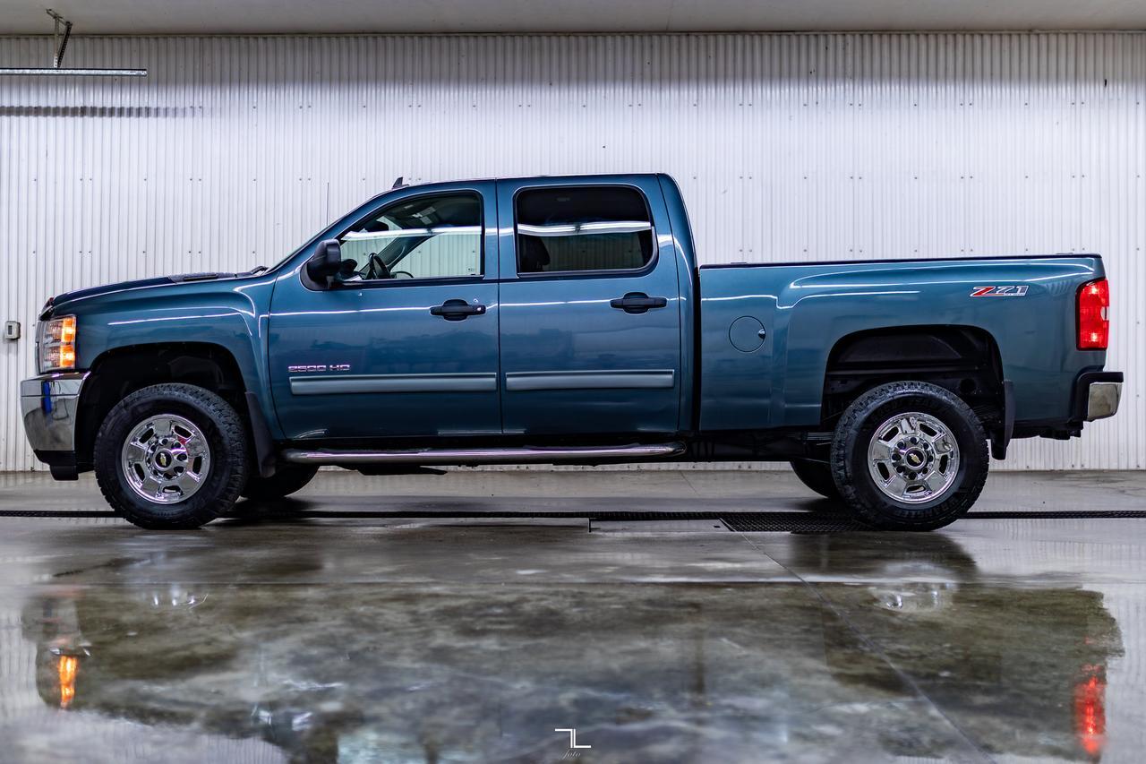 2013 Chevrolet Silverado 2500HD 4x4 Crew Cab LT Z71 PSeat Red Deer AB
