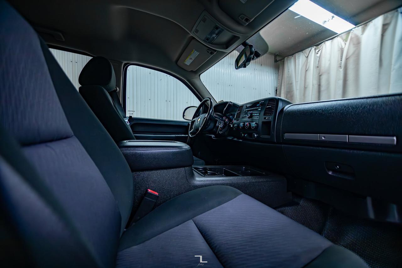2013 Chevrolet Silverado 2500HD 4x4 Crew Cab LT Z71 PSeat Red Deer AB