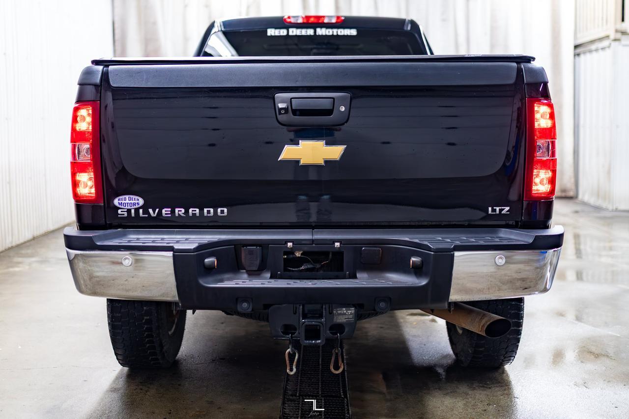 2013 Chevrolet Silverado 2500HD 4x4 Crew Cab LTZ Z71 Leather Roof Nav Red Deer AB