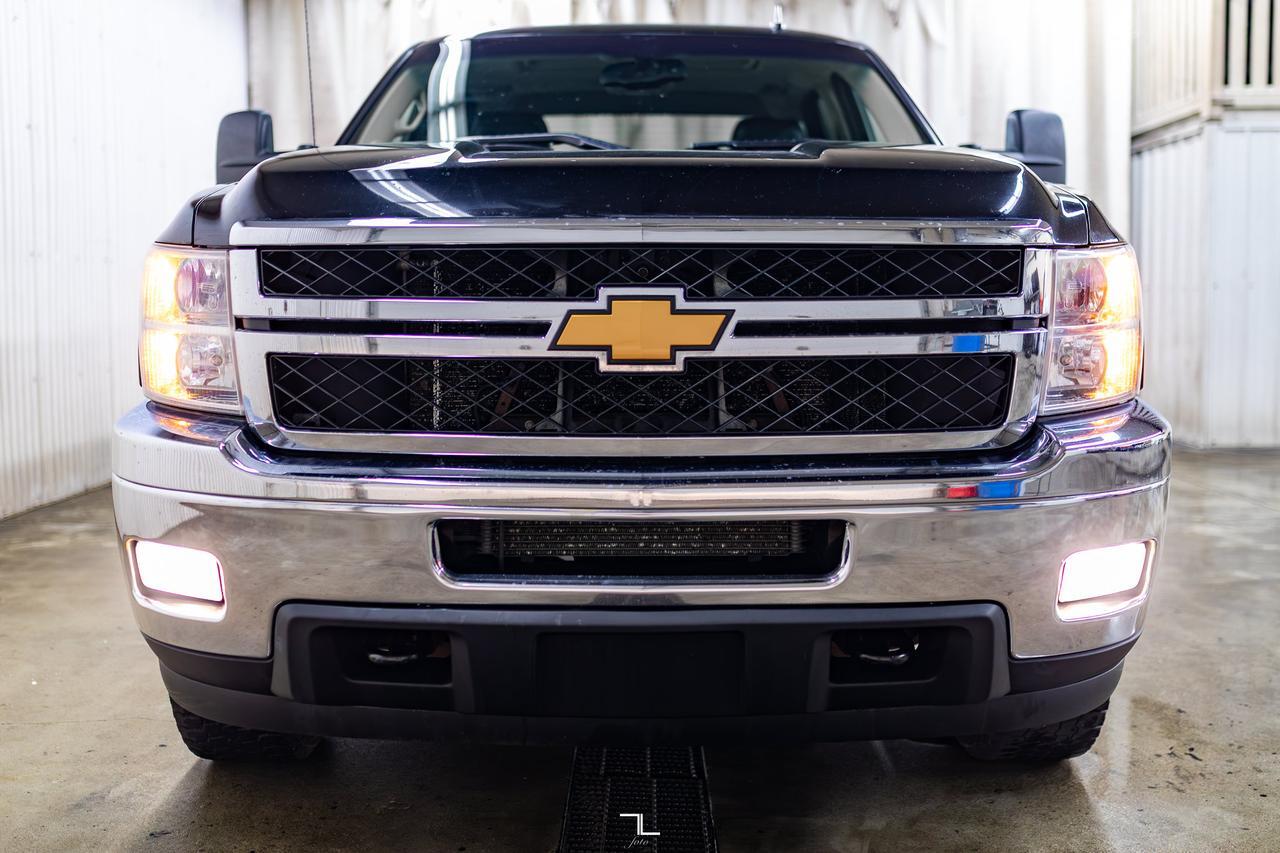 2013 Chevrolet Silverado 2500HD 4x4 Crew Cab LTZ Z71 Leather Roof Nav Red Deer AB