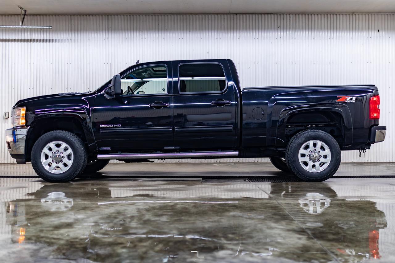 2013 Chevrolet Silverado 2500HD 4x4 Crew Cab LTZ Z71 Leather Roof Nav Red Deer AB