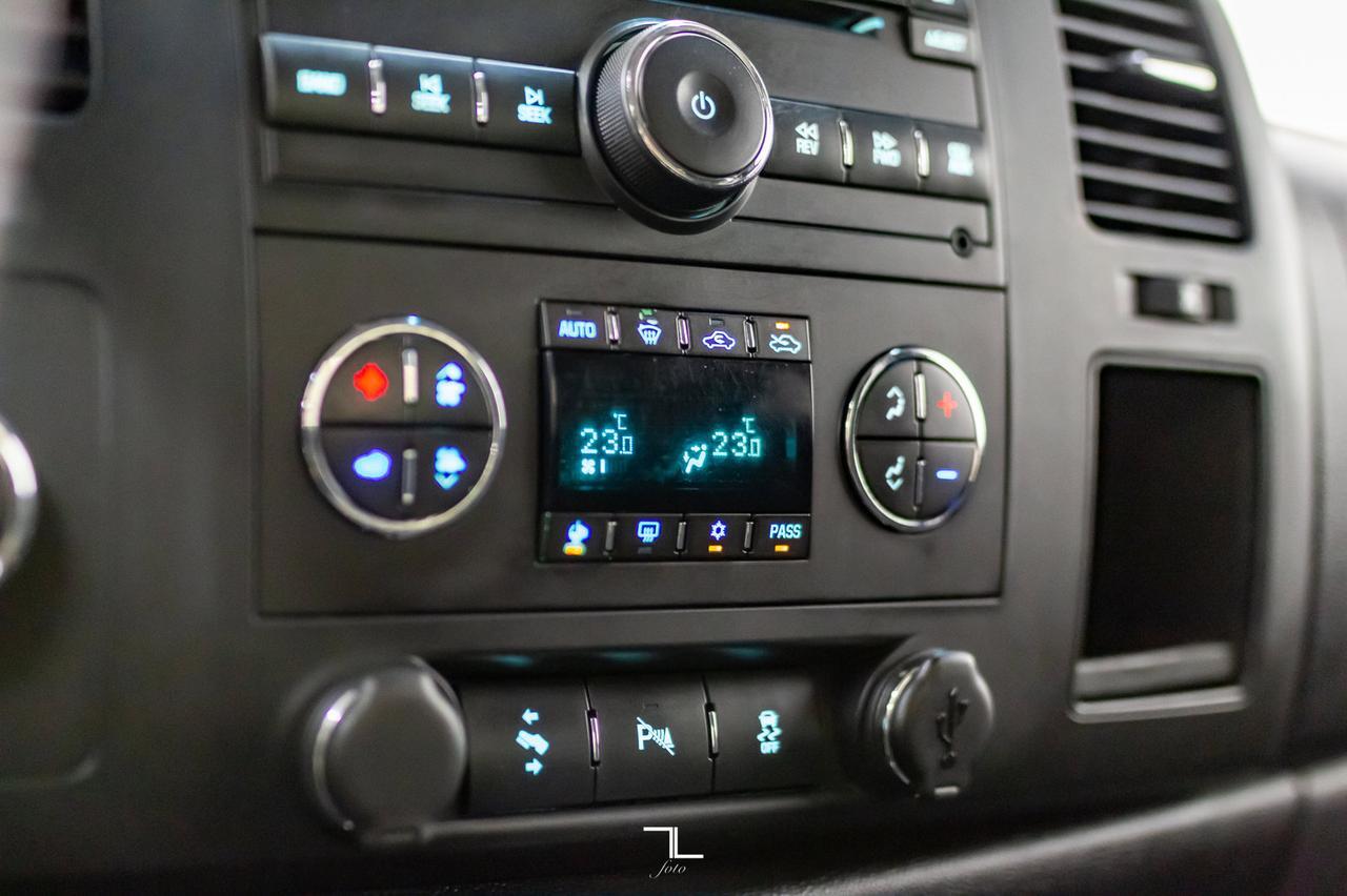 2013 Chevrolet Silverado 2500HD 4x4 Ext Cab LT Z71 BCam Red Deer AB