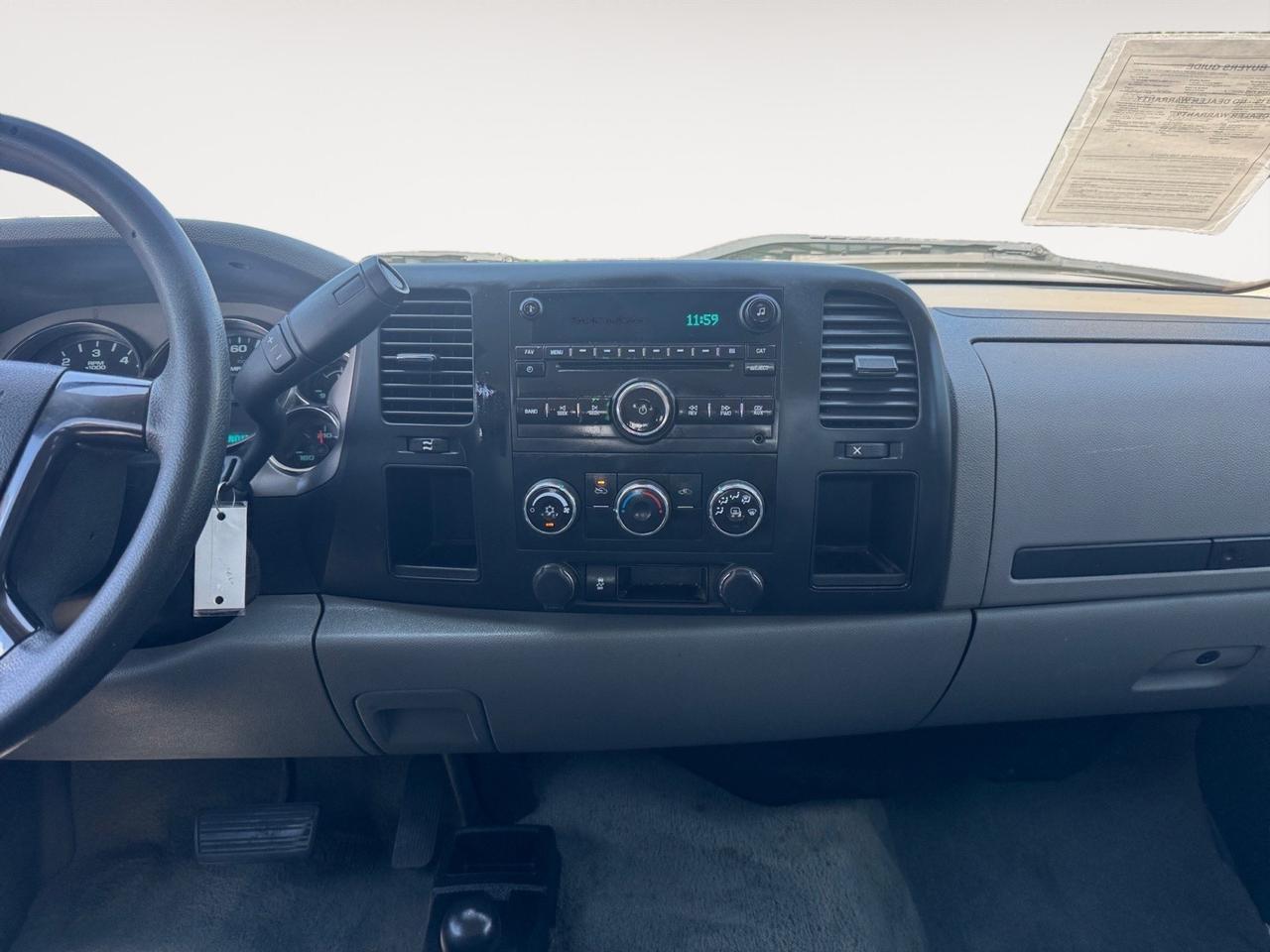 2013 Chevrolet Silverado 2500HD LIFTED, 4X4, RUNNING BOARDS, TOW PACKAGE, TRAILER BRAKE CONTROLLER, LEATHER INTERIOR, 132K MILES, GOOD TRUCK, GREAT PRICE, TAKE IT HOME TODAY!!! Norfolk VA