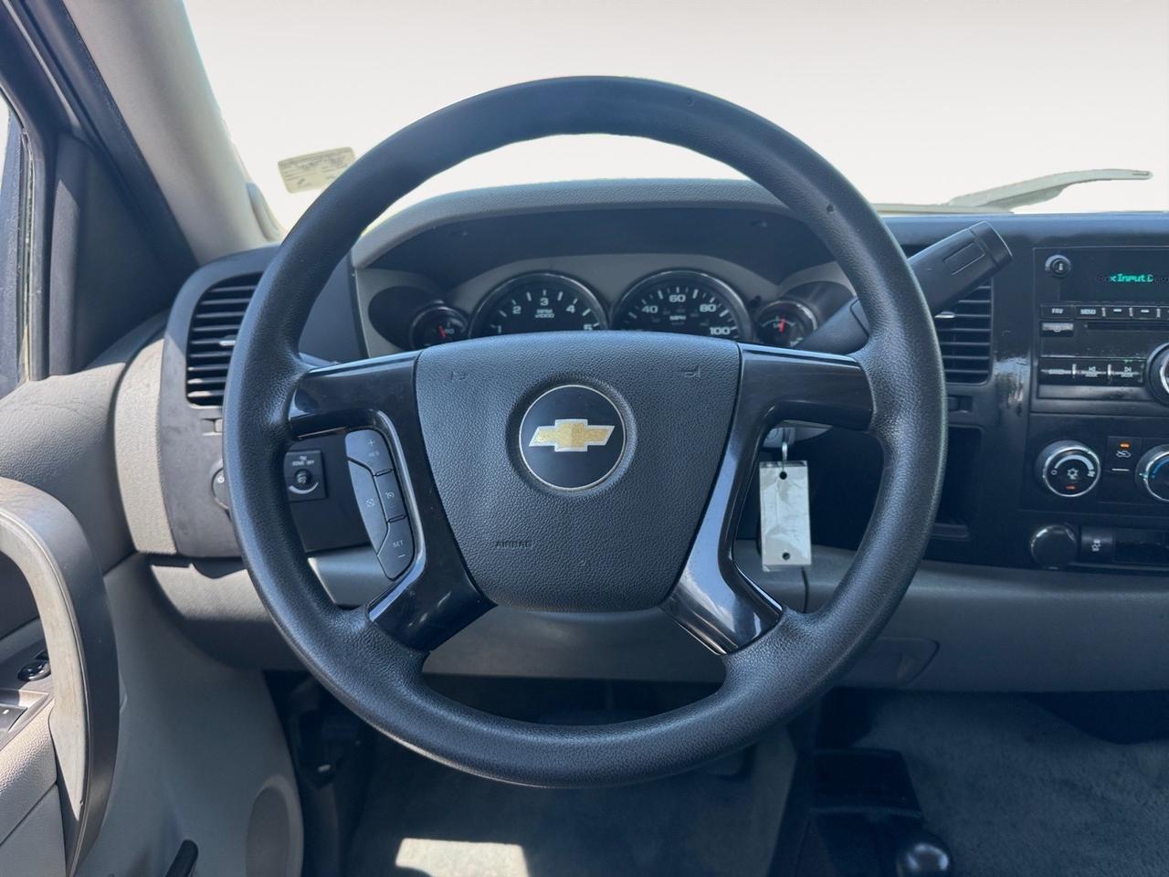 2013 Chevrolet Silverado 2500HD LIFTED, 4X4, RUNNING BOARDS, TOW PACKAGE, TRAILER BRAKE CONTROLLER, LEATHER INTERIOR, 132K MILES, GOOD TRUCK, GREAT PRICE, TAKE IT HOME TODAY!!! Norfolk VA
